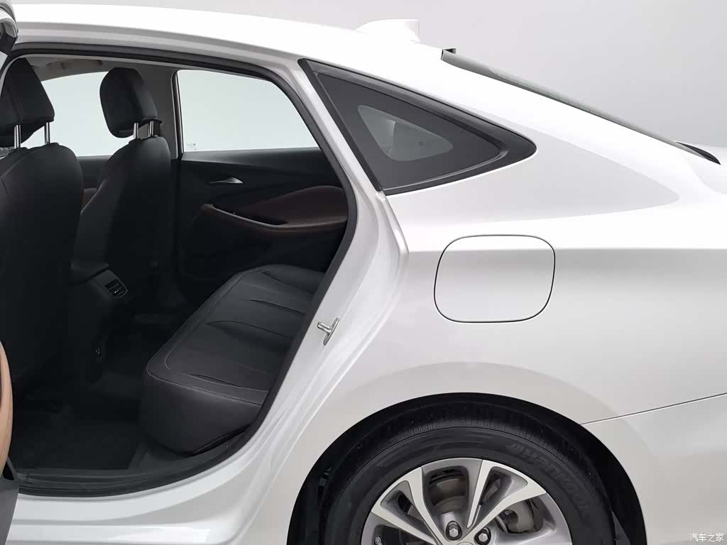 Buick Verano, 2022 15