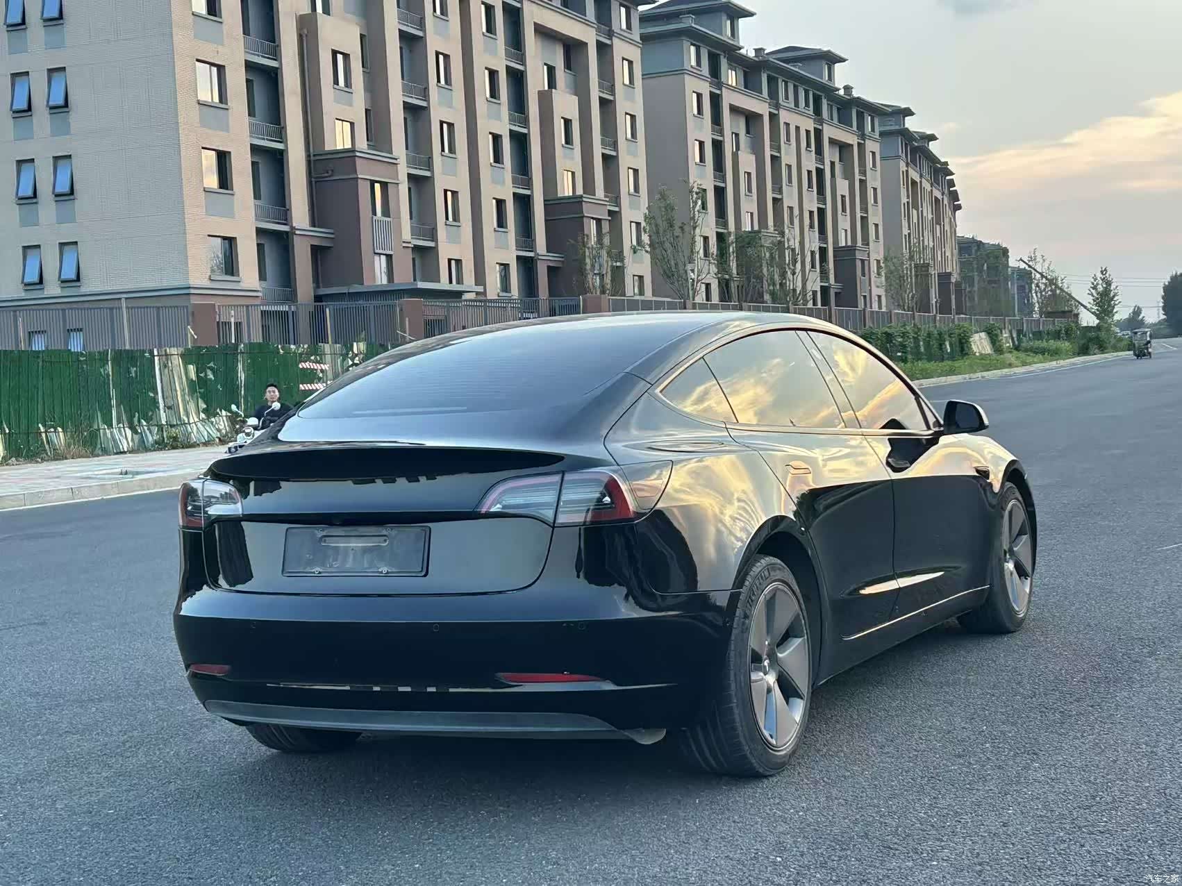 Tesla Model 3, 2022 6