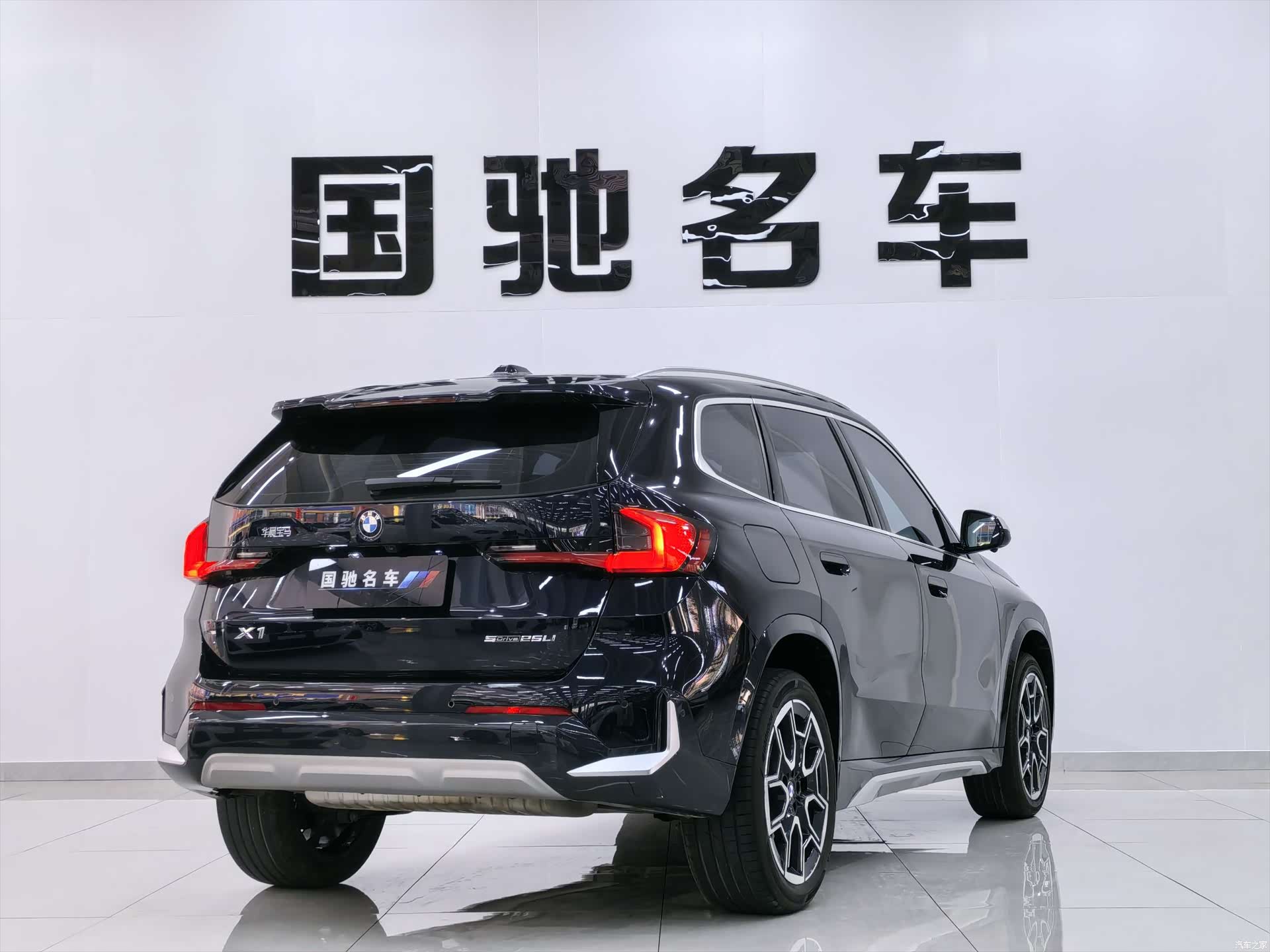 BMW X1, 2024 все фото