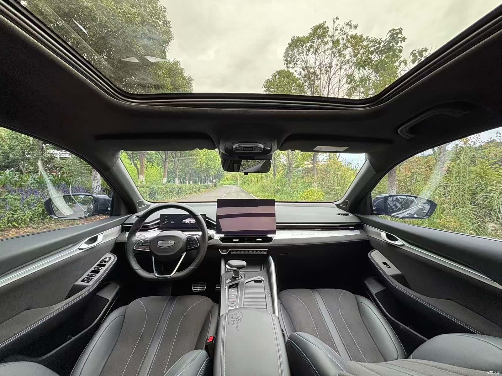 Geely Preface, 2025 9