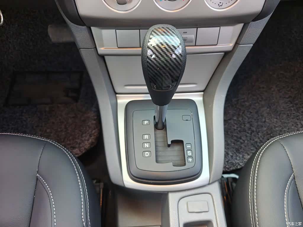 Ford Focus, 2015 9
