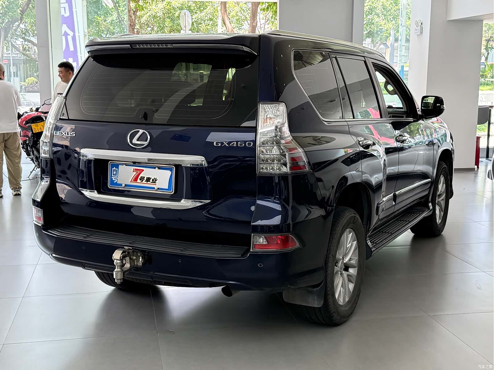 Lexus GX, 2019 11