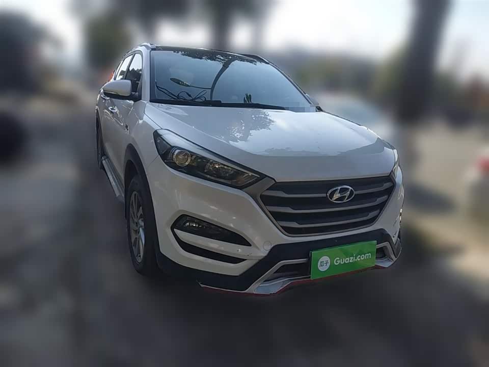 Hyundai Tucson