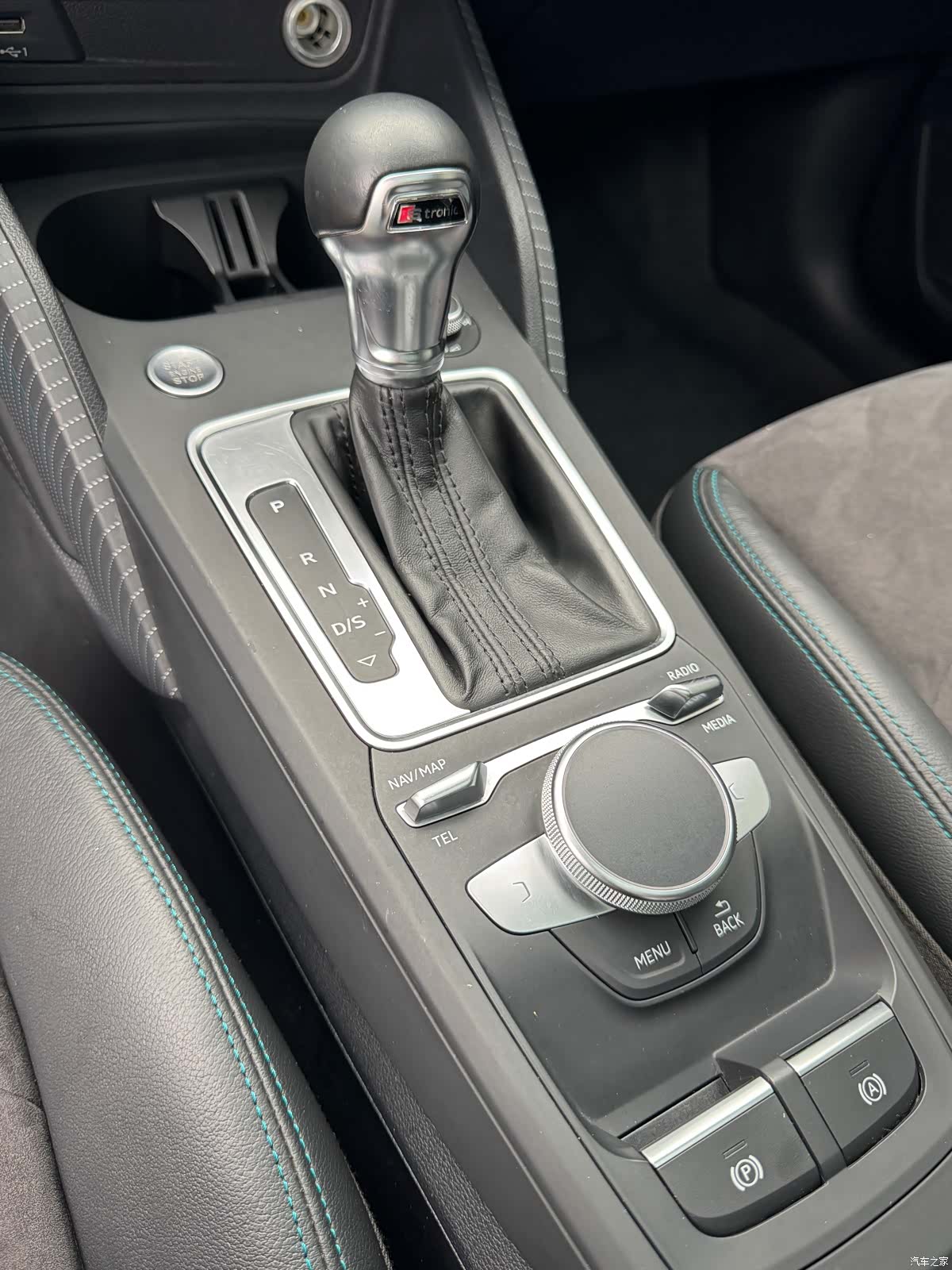 Audi Q2L, 2019 10