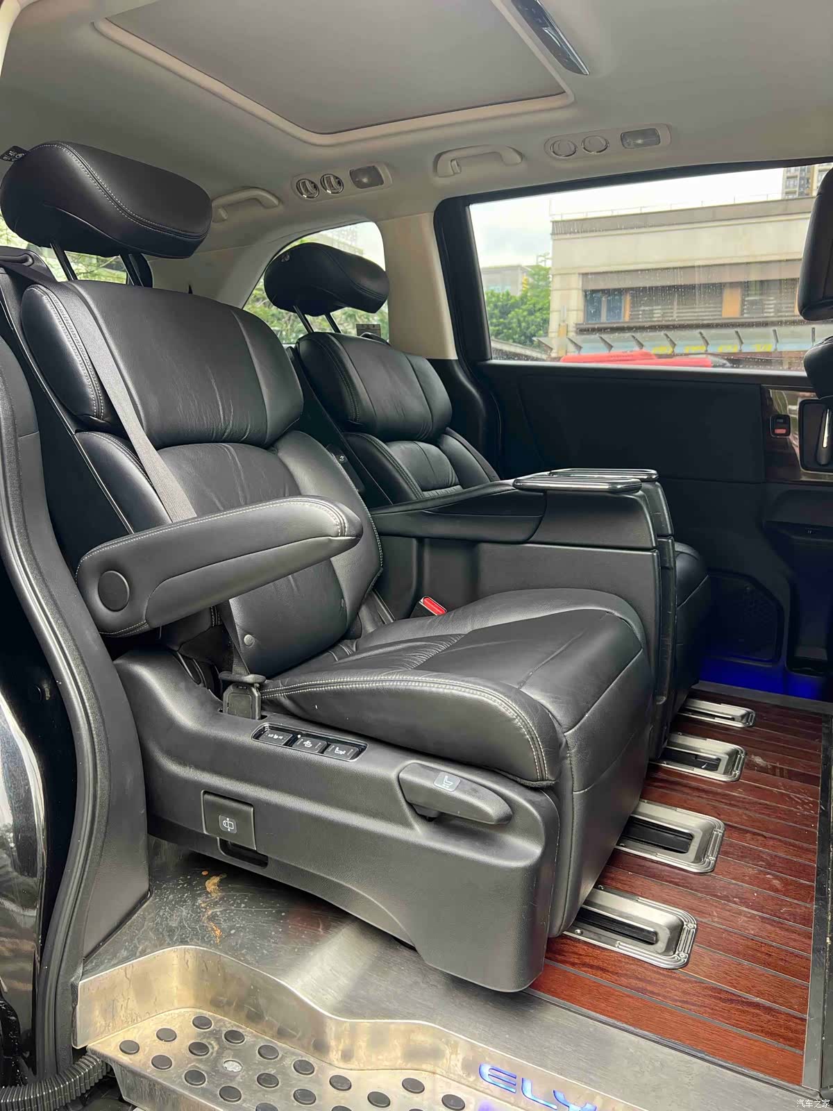 Honda Elysion, 2019 10