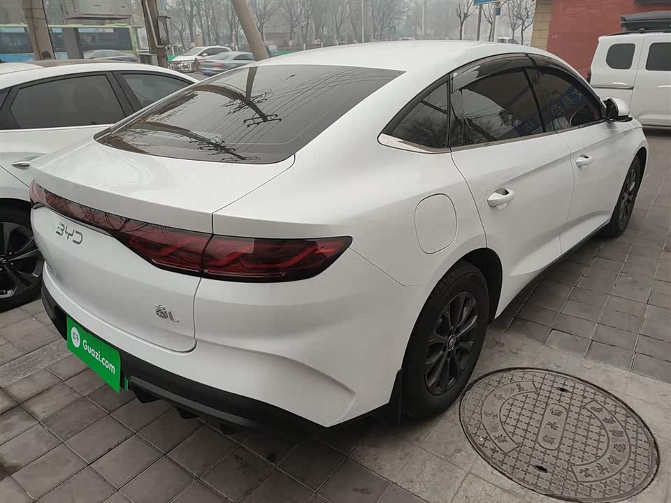 BYD Qin L