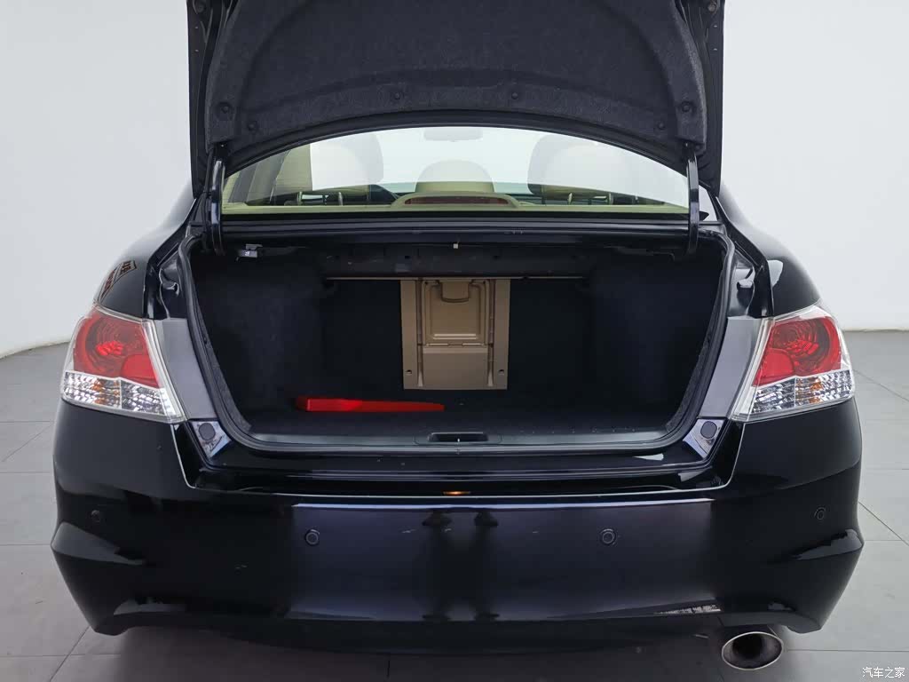 Honda Accord, 2012 16