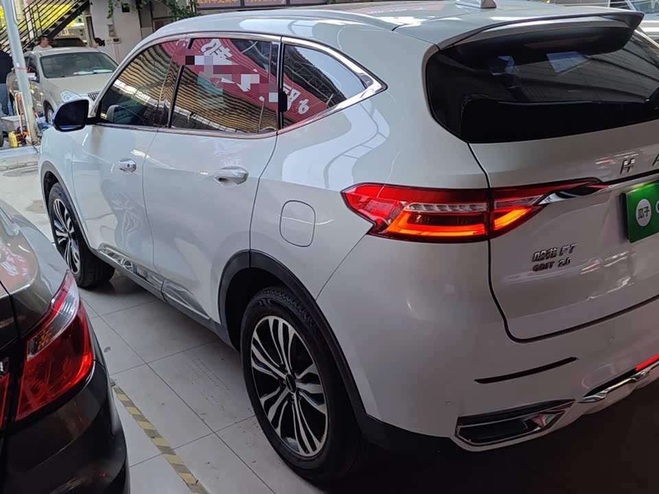 Haval F7