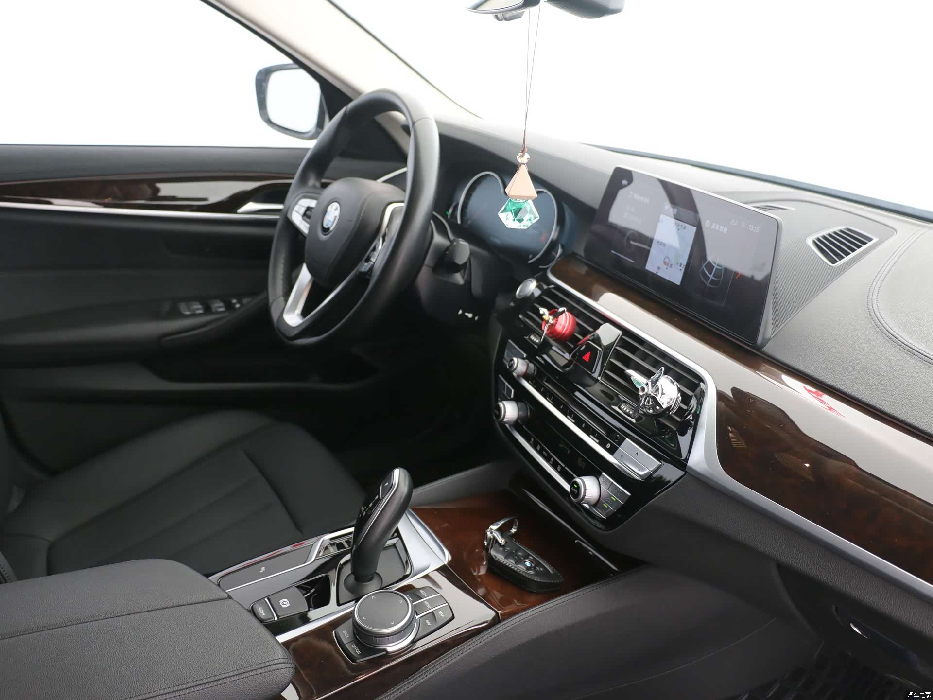 BMW 5 Series, 2018 10