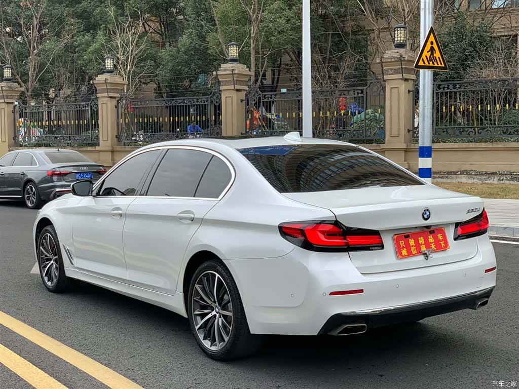 BMW 5 Series, 2022 6