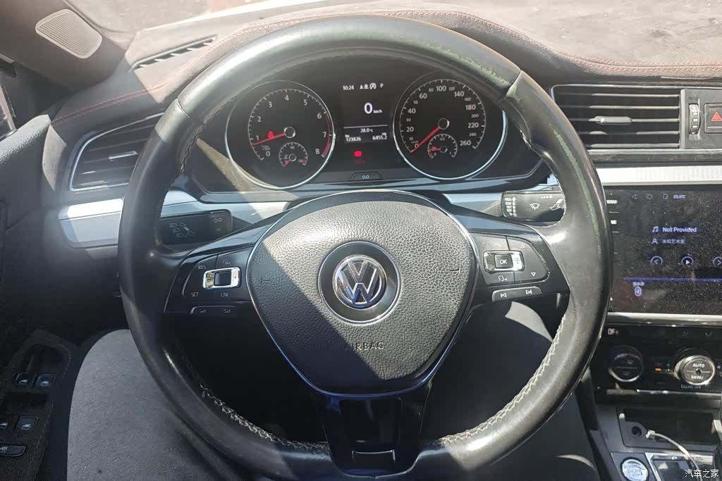 Volkswagen Lamando, 2017 15