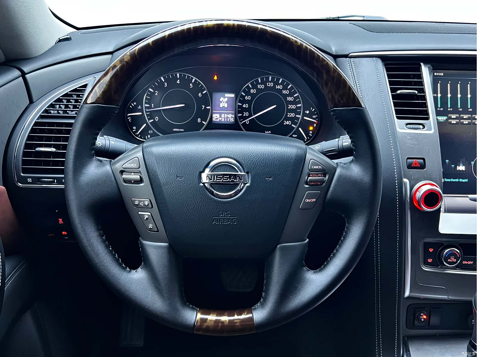 Nissan Patrol, 2018 все фото