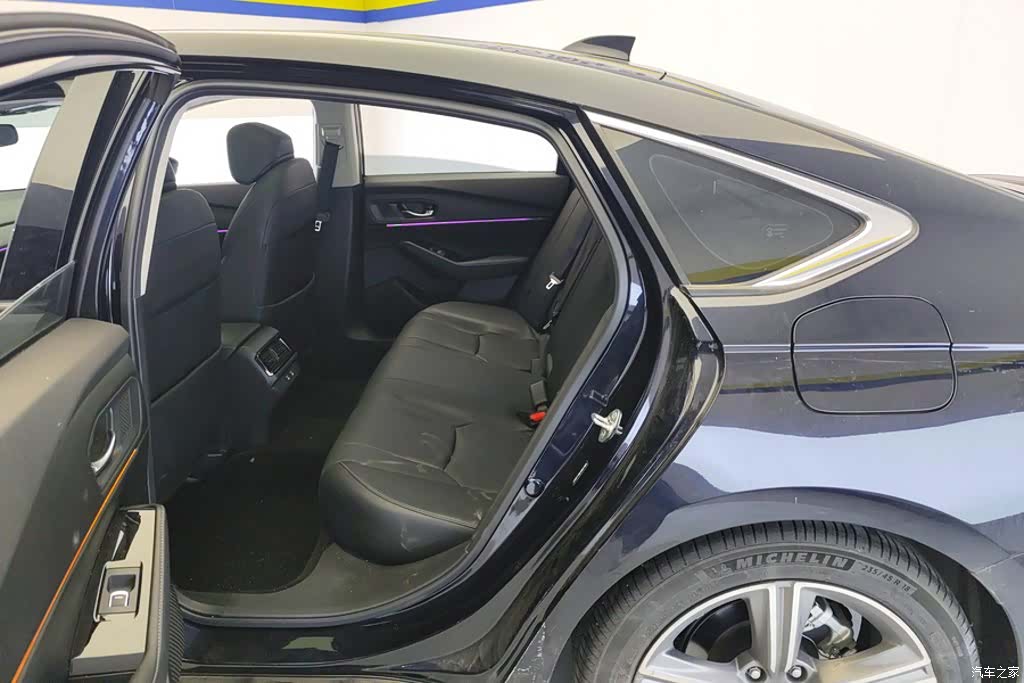 Honda Accord, 2023 11