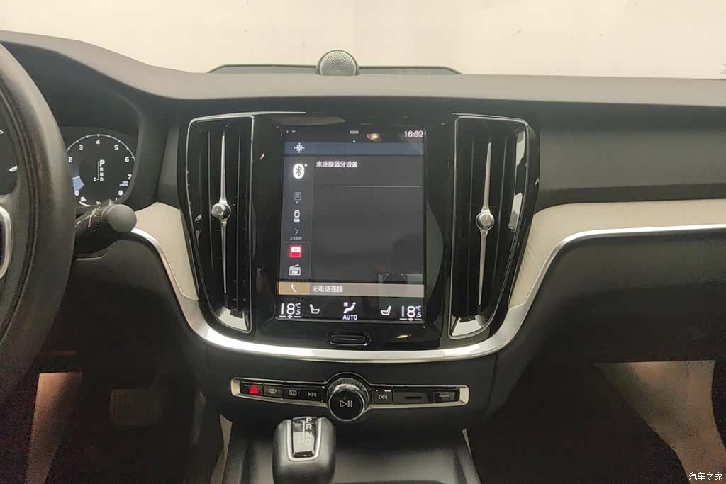 Volvo S60, 2021 13