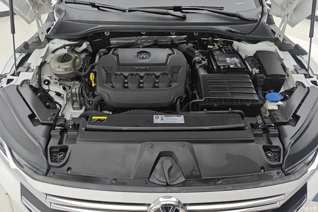 Volkswagen CC, 2020 10