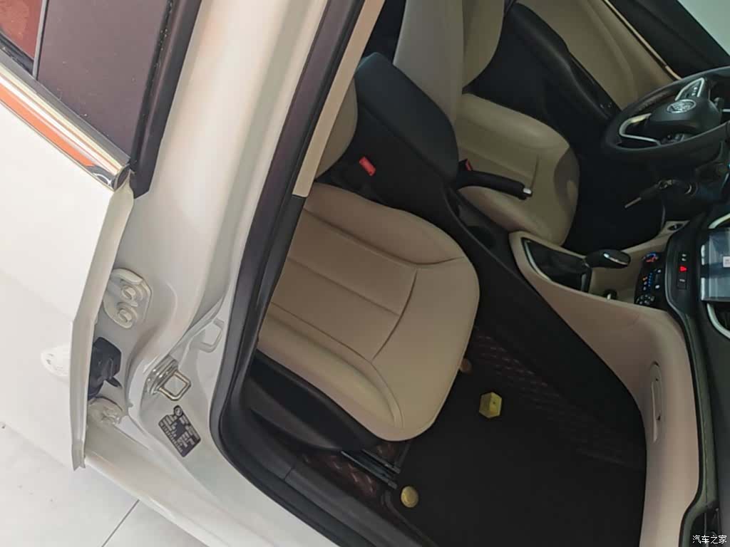 Buick V, 2018 25