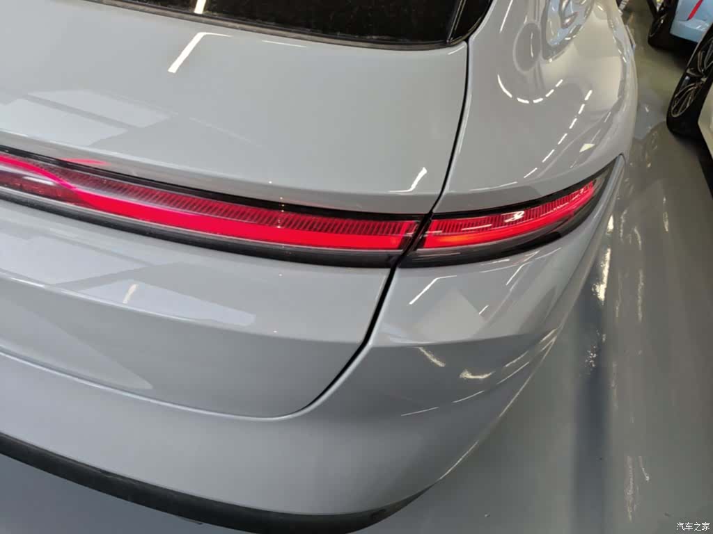 NIO ET5, 2024 8