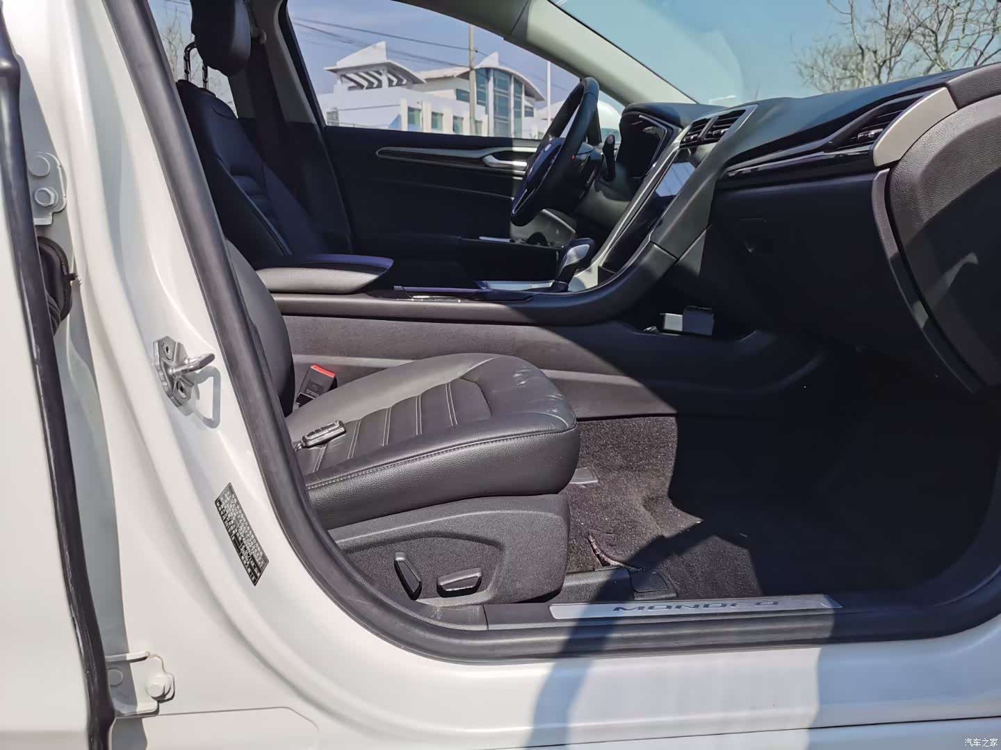 Ford Mondeo, 2016 6