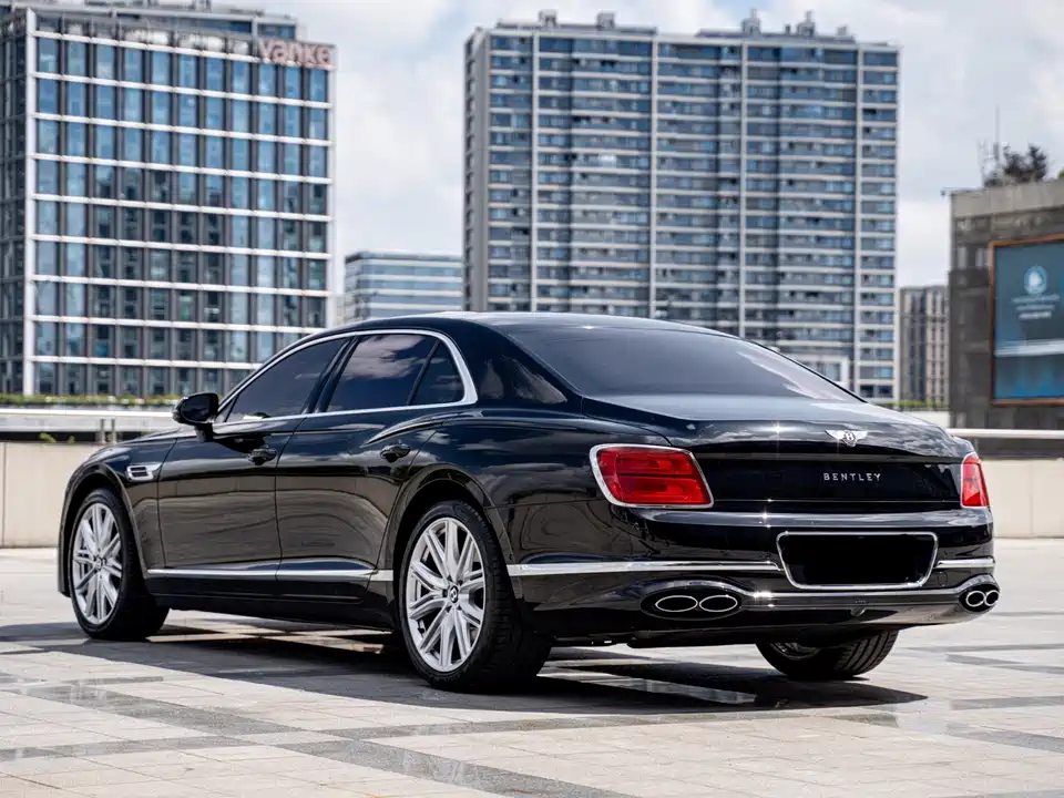 Bentley Flying