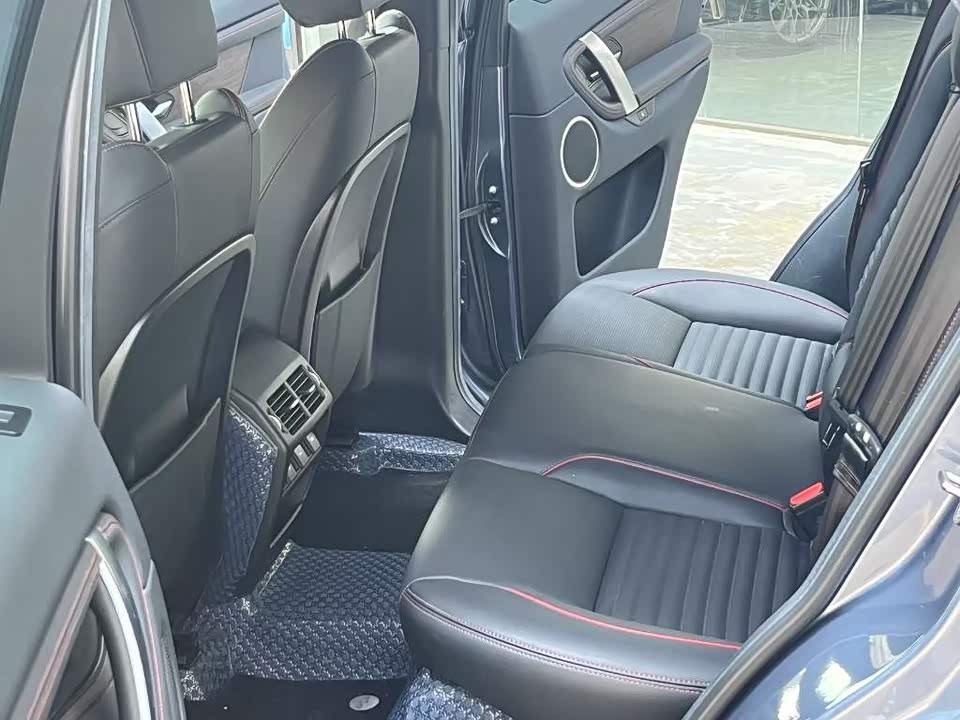 Land Rover Discover sports