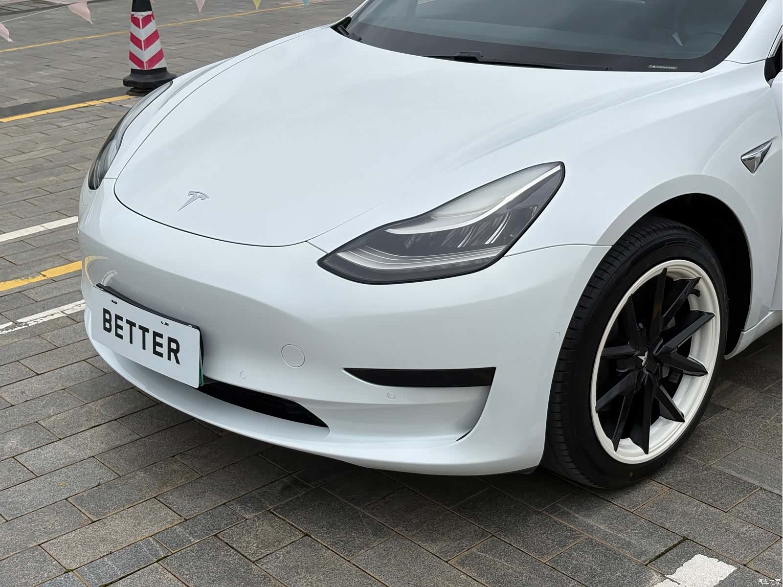 Tesla Model 3, 2020 24