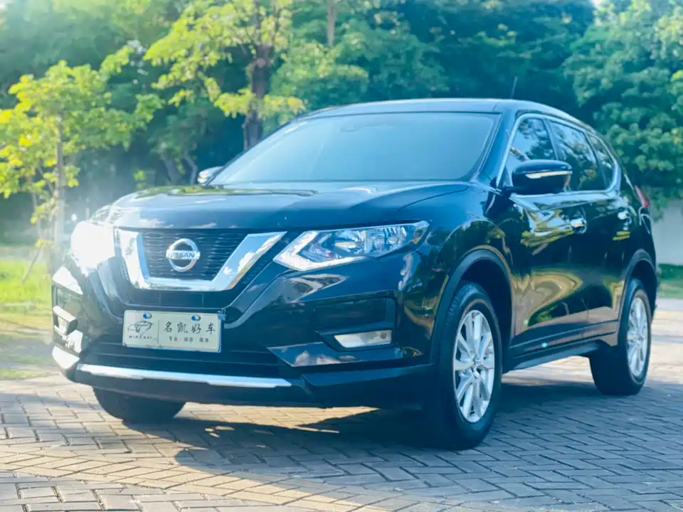 Nissan Qijun