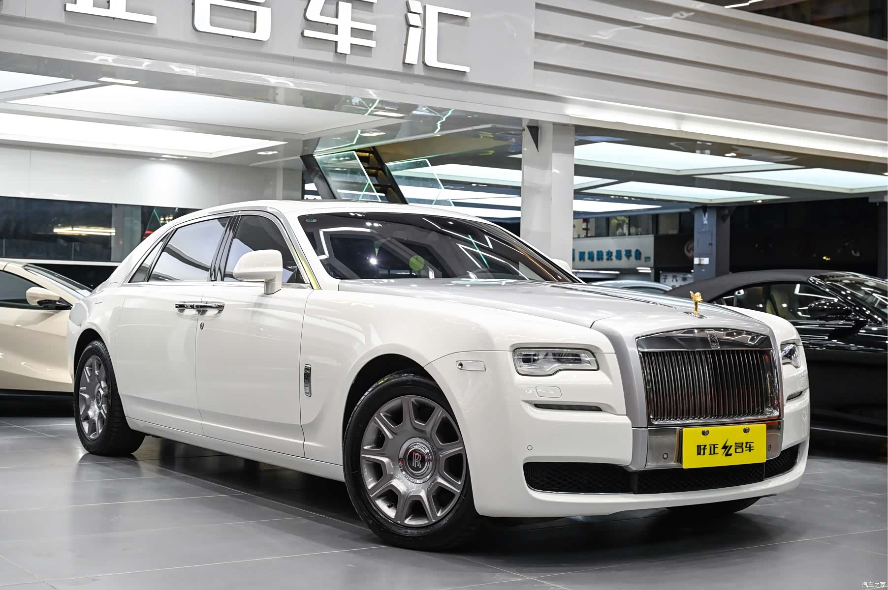 Rolls-Royce Ghost, 2015 3