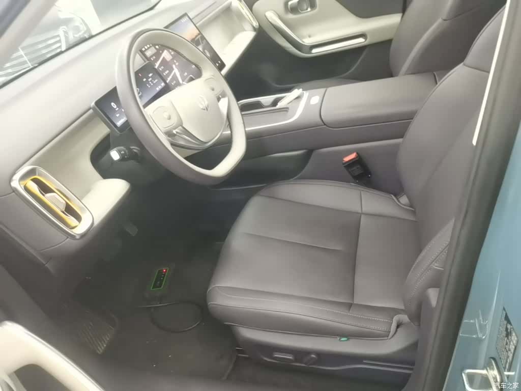 Leapmotor B01, 2025 15