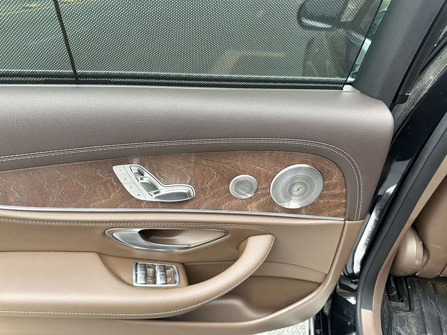 Mercedes-Benz E-Class 2022, фото 17
