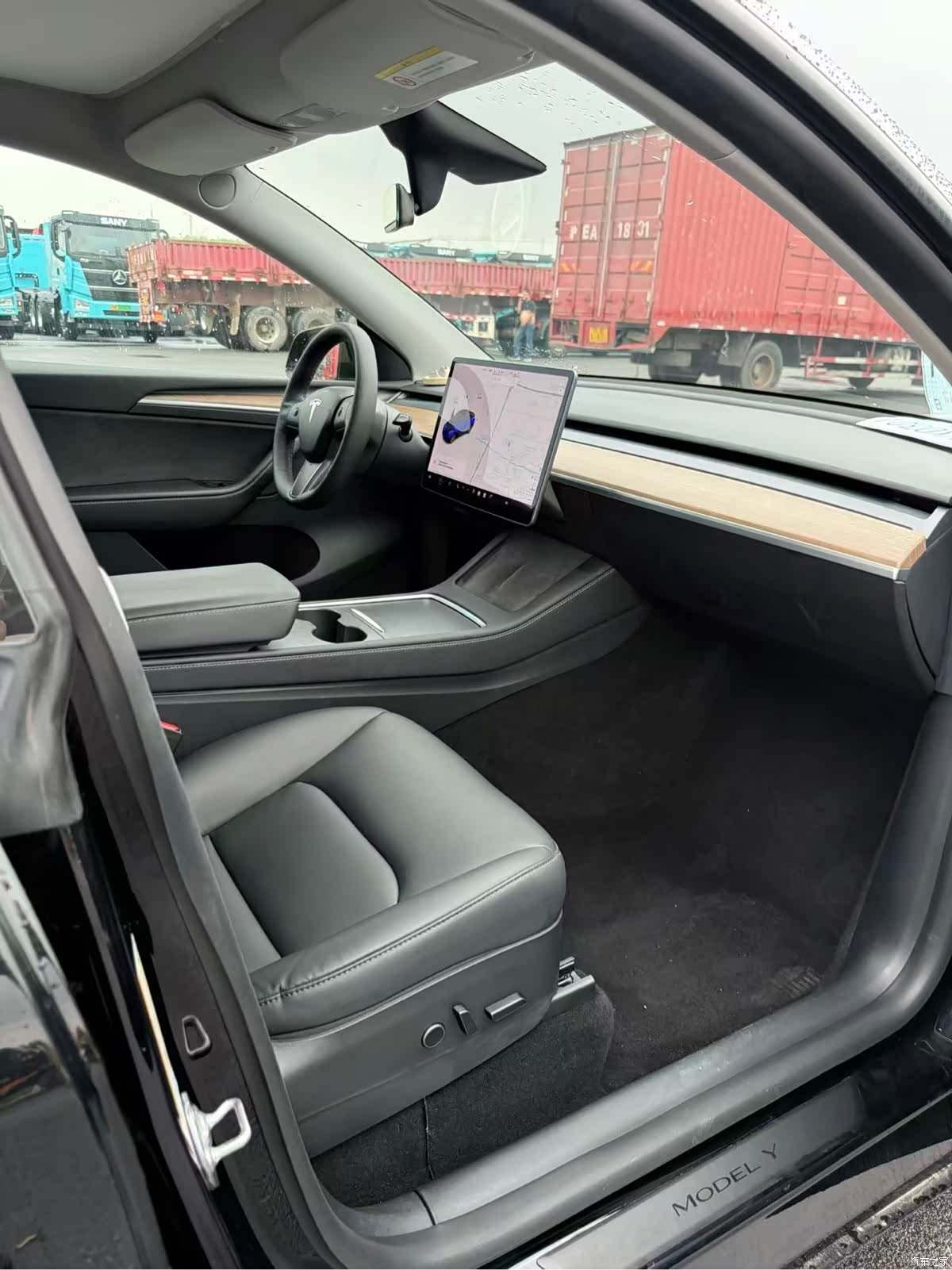 Tesla Model Y, 2021 7