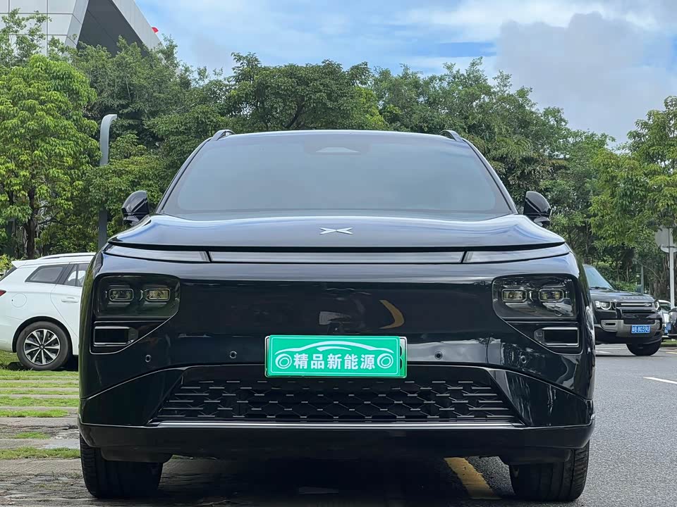XPENG G9