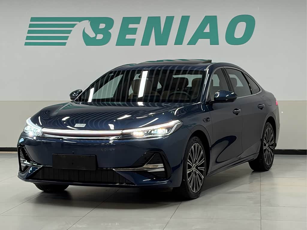 Geely Galaxy A7 EM