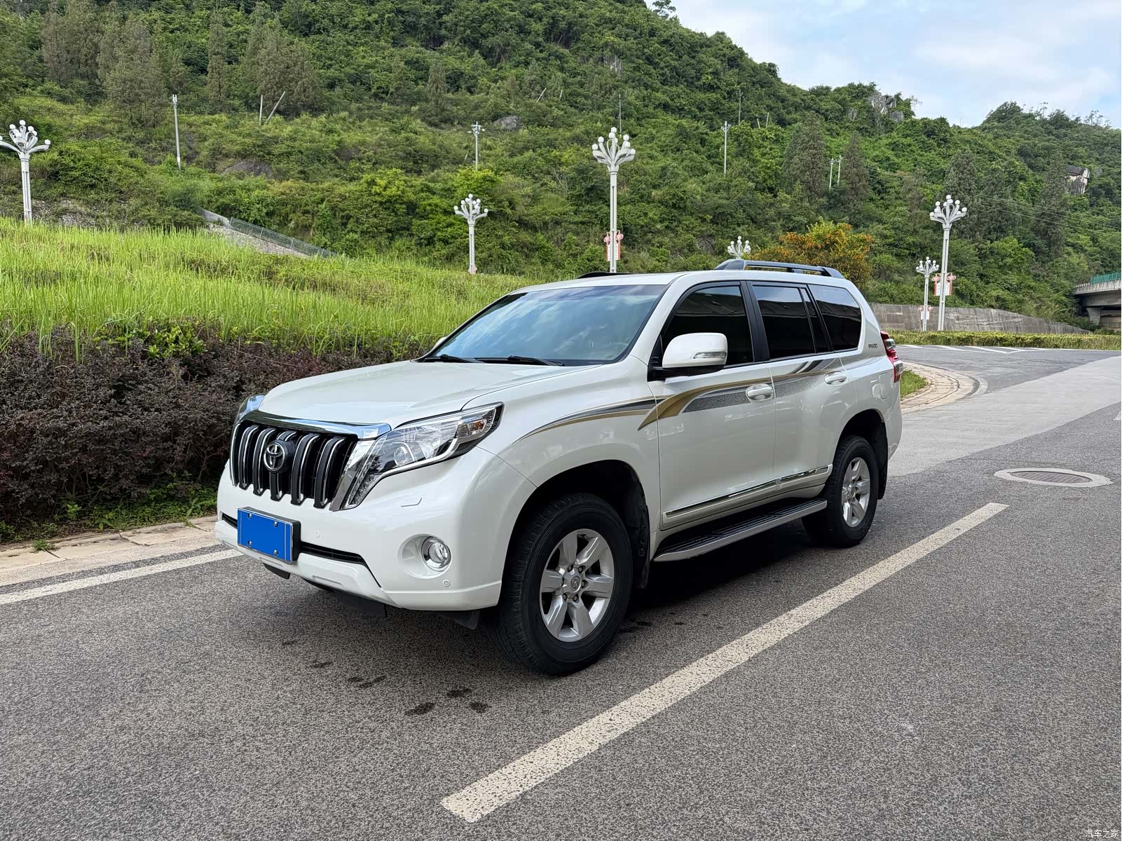 Toyota Prado, 2017 1