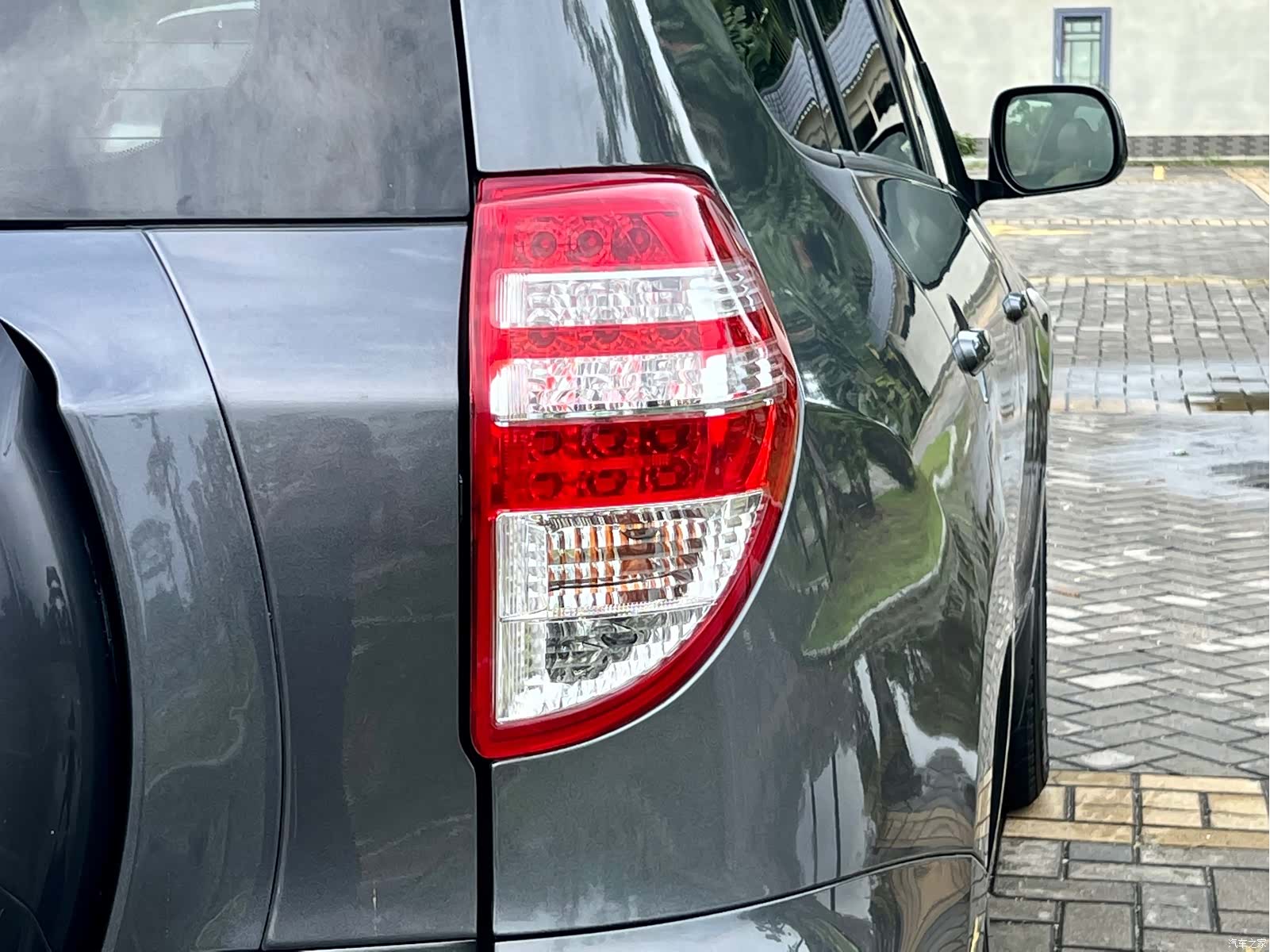 Toyota RAV4, 2012 9