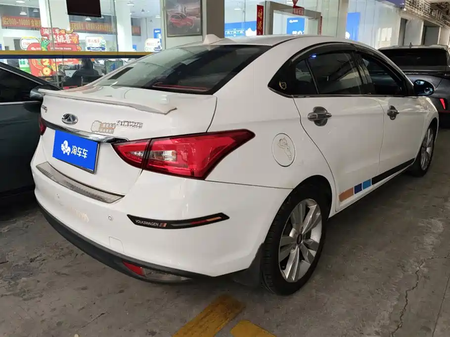 Chery Arrizo 5