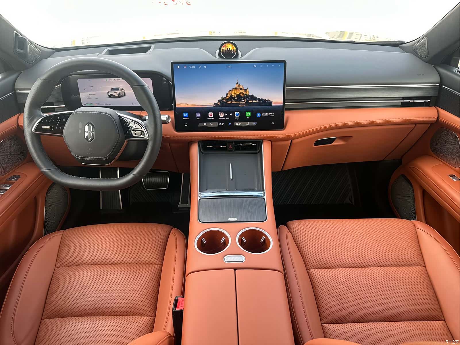 AITO M5, 2025 все фото