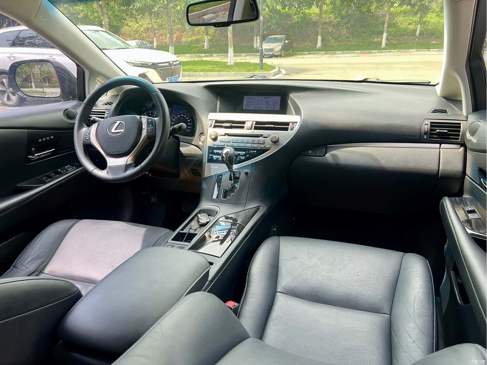 Lexus RX, 2015 13