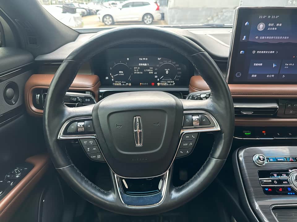 Lincoln Navigator