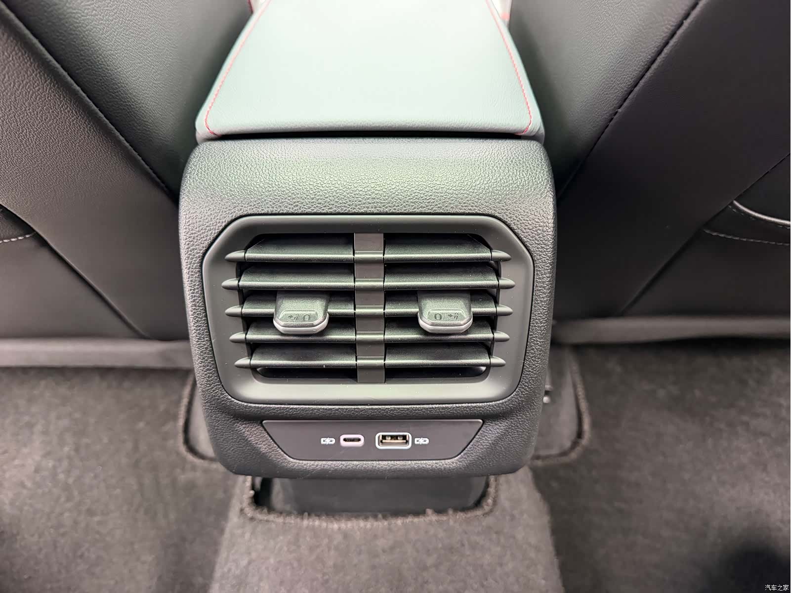 Volkswagen Lamando, 2023 13