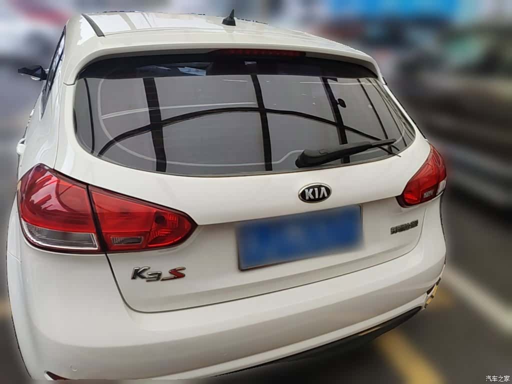 Kia K3, 2015 10
