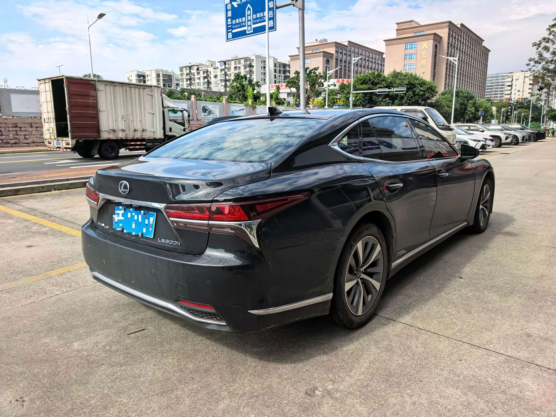 Lexus LS, 2019 6