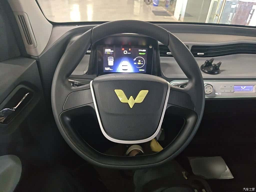 Wuling MINIEV, 2022 11