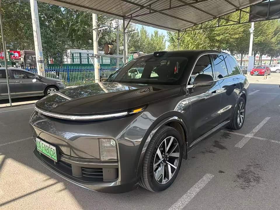 Li Auto Ideal L8
