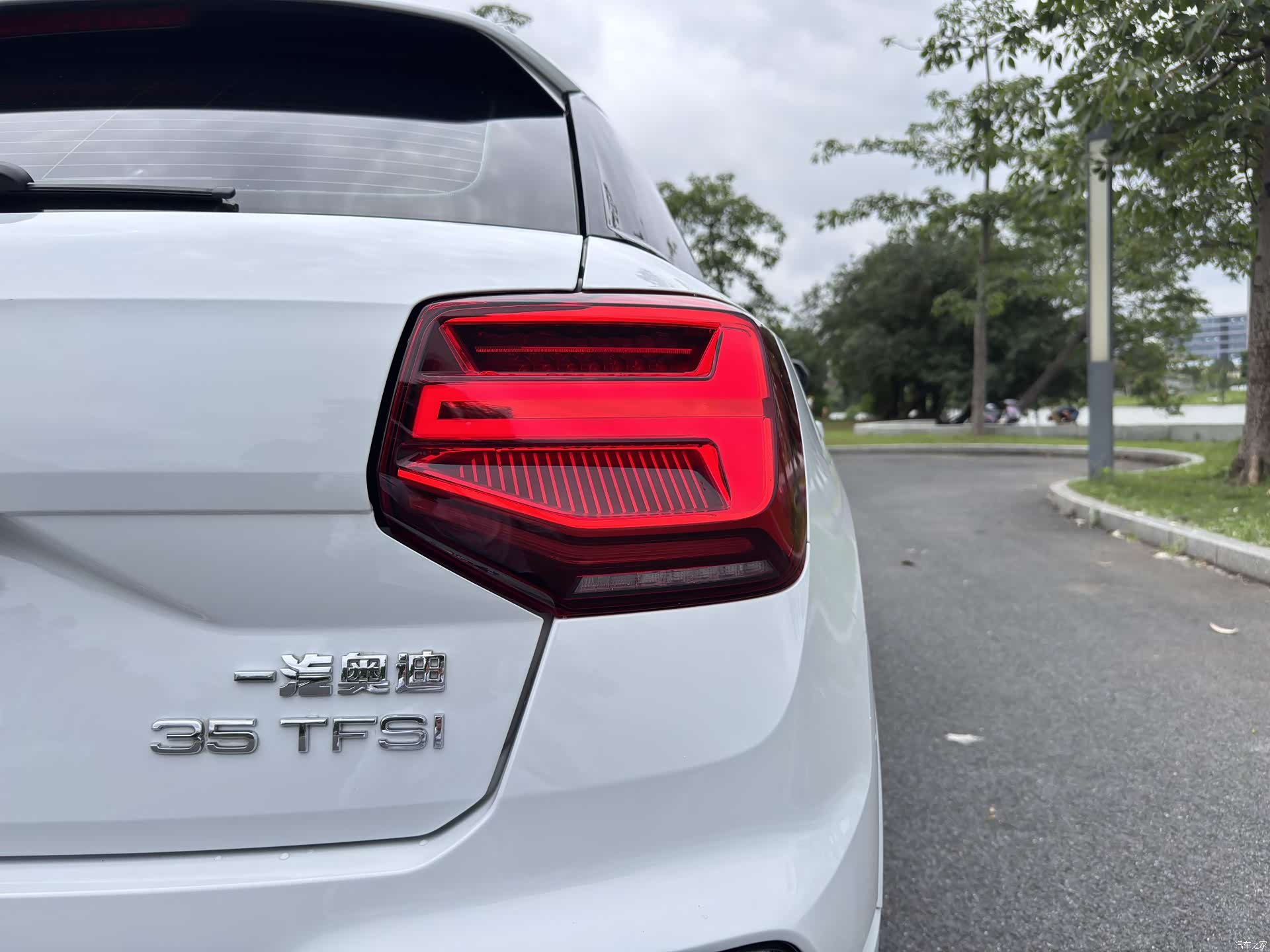 Audi Q2L, 2023 17