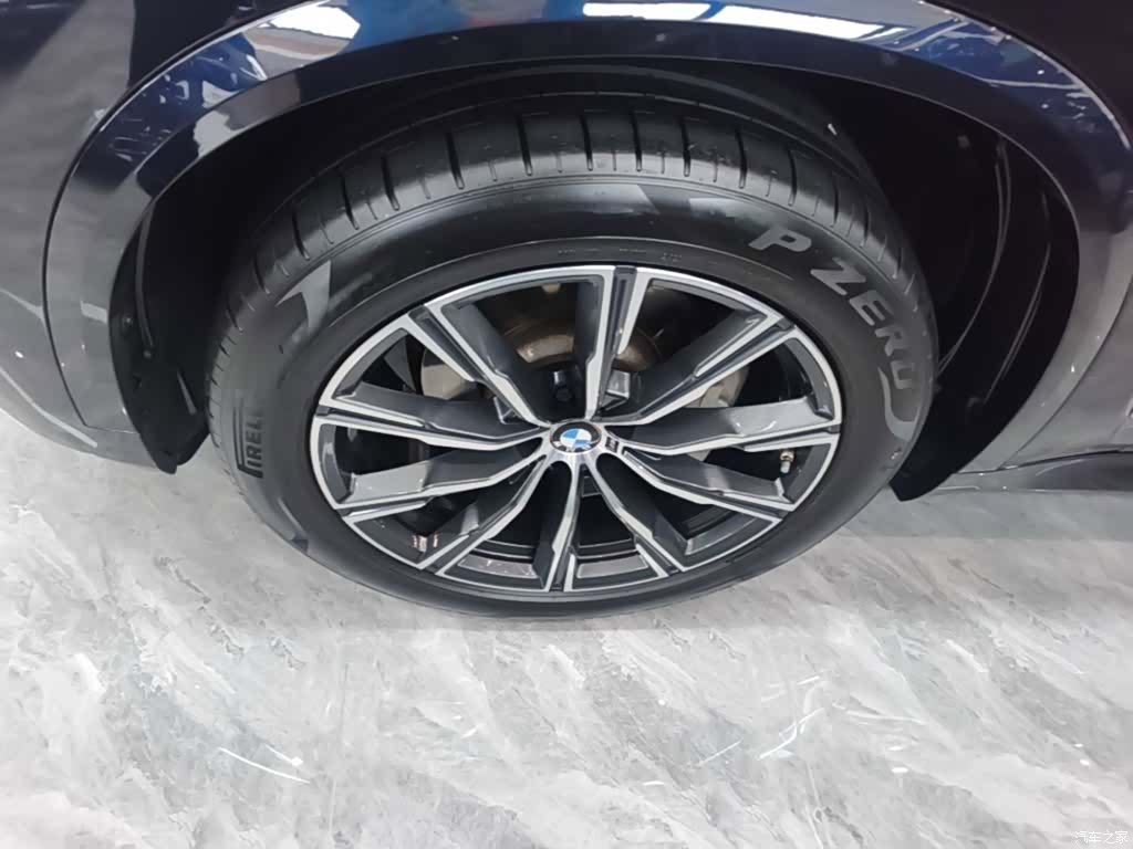 BMW X5, 2023 23
