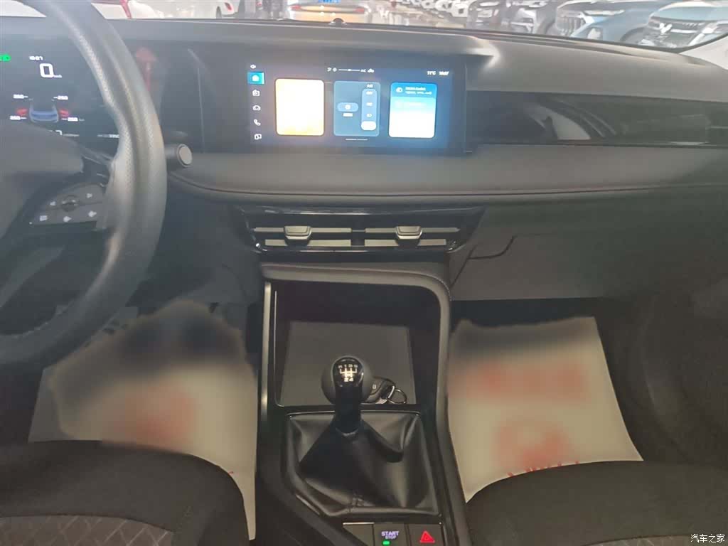 Roewe i5, 2025 все фото