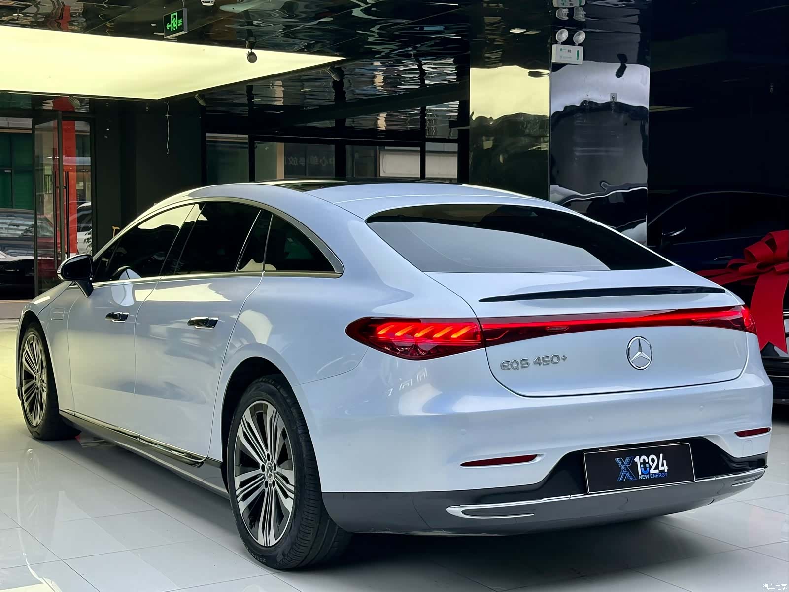 Mercedes-Benz EQS, 2022 6