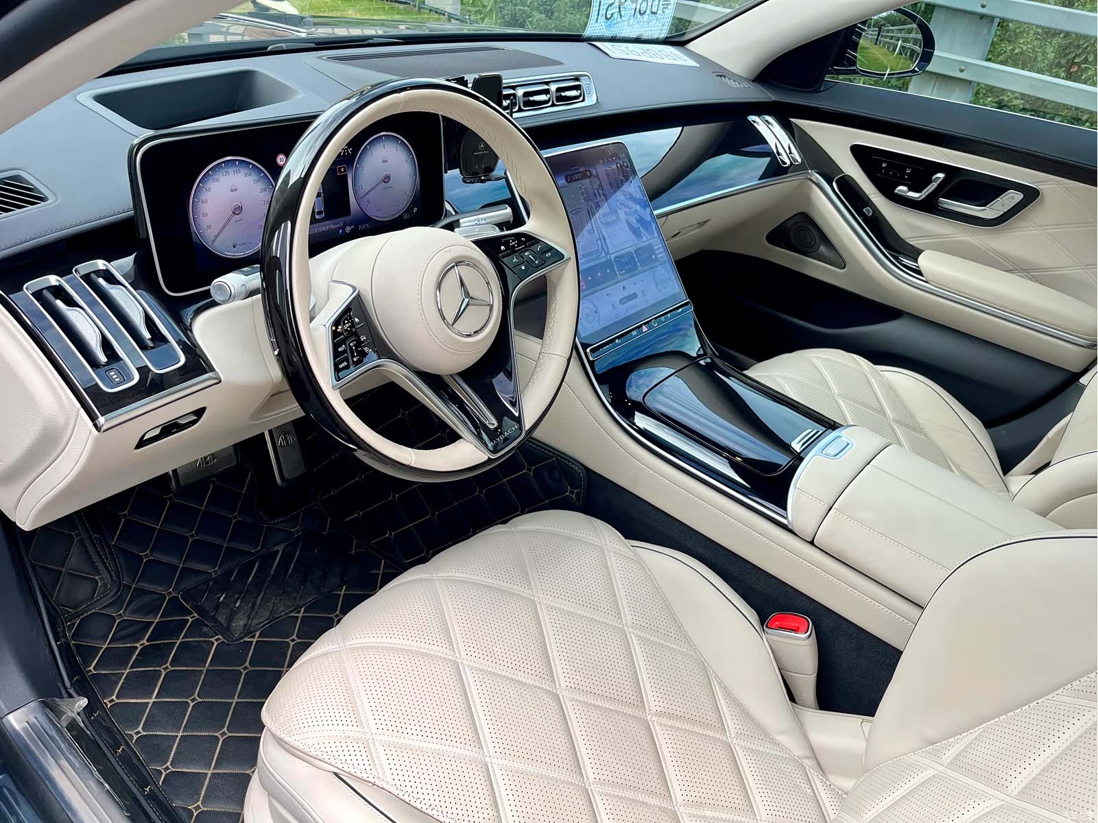 Maybach S-Class, 2023 9