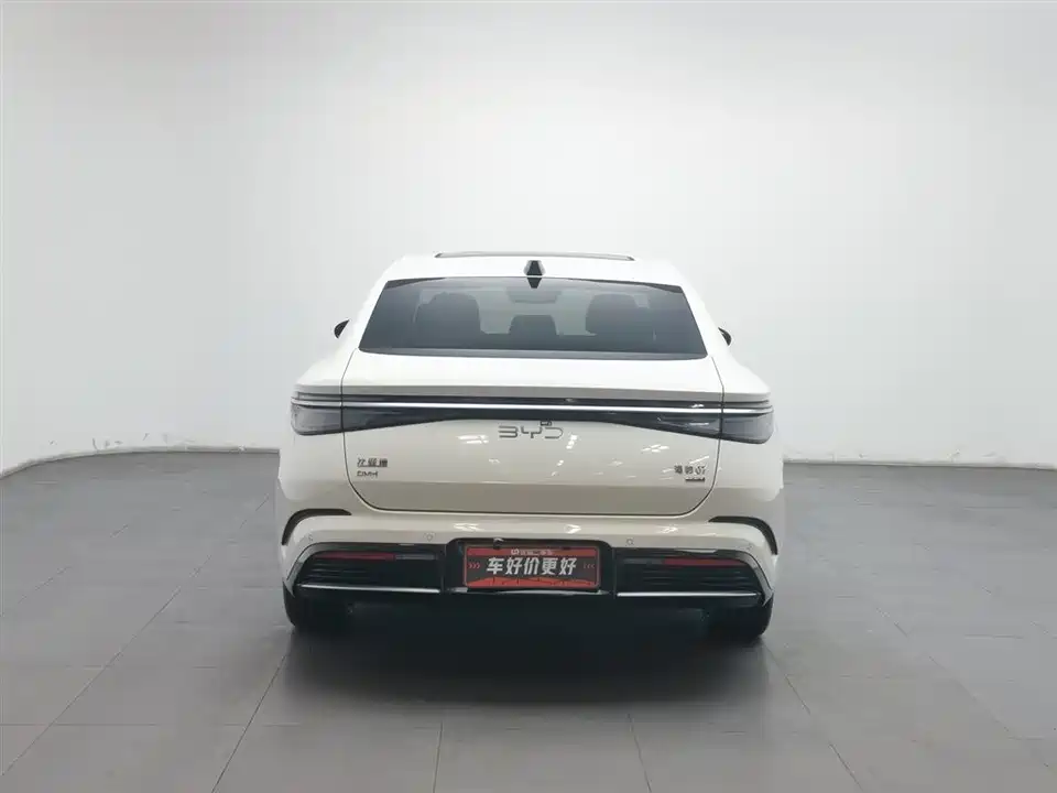 BYD Seal 07 DM-i