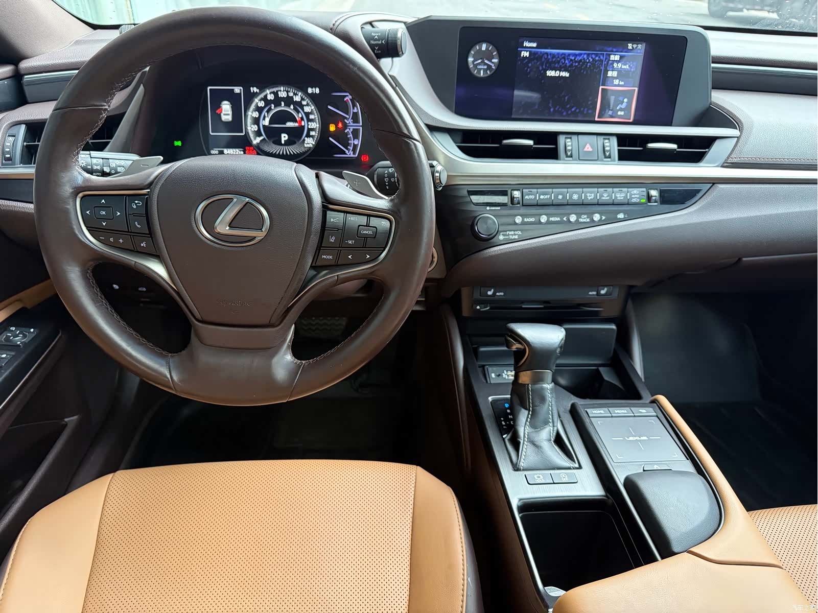 Lexus ES, 2019 14